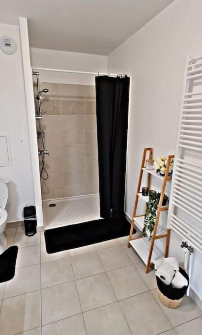 Loft Climatise Parking Gratuit 5Min Gare Lägenhet Le Plessis-Bouchard Exteriör bild
