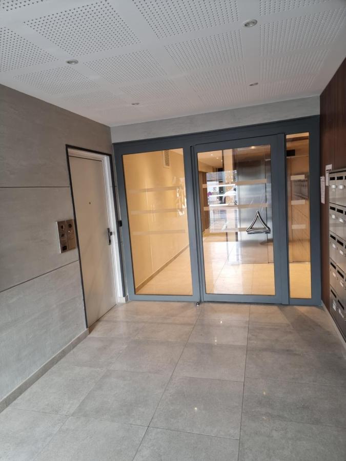 Loft Climatise Parking Gratuit 5Min Gare Lägenhet Le Plessis-Bouchard Exteriör bild